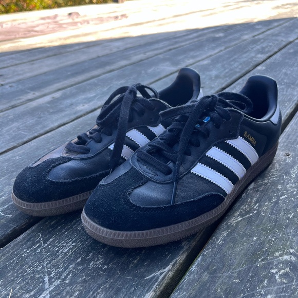 Adidas Sambas Women's 7.5 - Picture 1 of 8